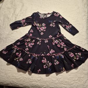 Tea Collection girls size 7 navy with multi colored flowers navy fade twirly